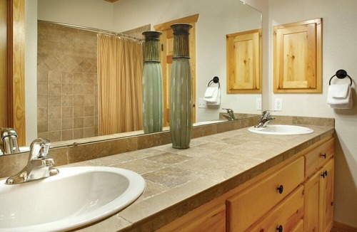 Gruene Resort | New Braunfels | Family River Escape | Pool + River | 3BR Sleeps 8