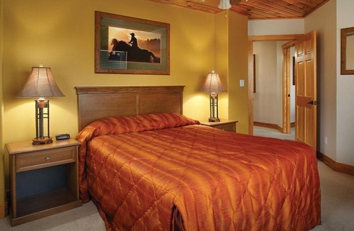 Gruene Resort | New Braunfels | Friends River Escape | Pool + River | 2BR
