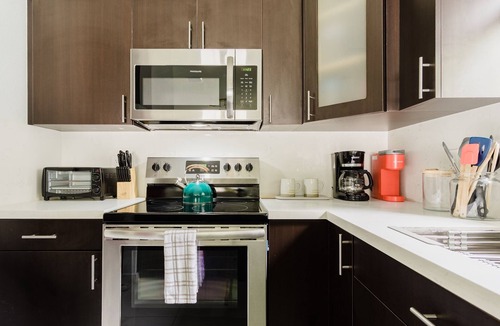 West Little River House | NEW BUILD! Luxury 3 Bedroom/2 Bathroom Private Clean Home - MIAMI☀️🏝