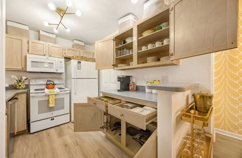Sawgrass Condo | New Listing: 2/2 Blocks from Beach, Near Mayo
