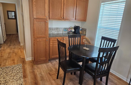 Largo House | NEW LISTING! Relaxing 1BR Retreat with Pool, 15 Mins from the Beach