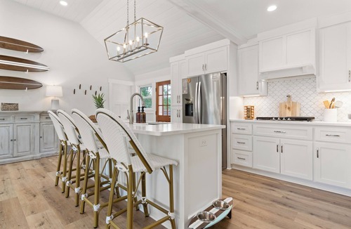 Saint Simons Heights House | NEW Luxury Island Home - Golf Cart, Bikes, Firepit, & Huge Yard! Pet Friendly!