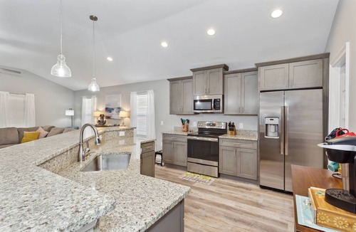 Navarre House | New Pool Just Completed! - Dog Friendly Pool Home Minutes From Navarre Beach - Garage - Fast WiFi