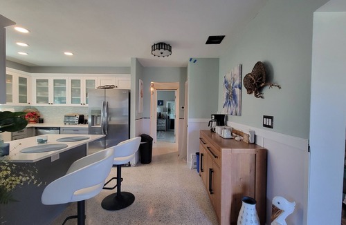 Shore Acres House | NEW Spacious Beach Home with lovely amenities in prime location!