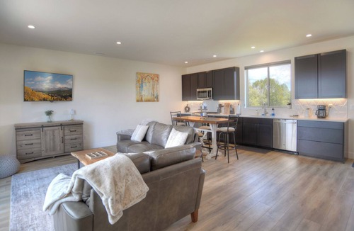 Durango House | New! The Grand View | Exec 30+ Near Town, Hospital - Deck, Views, Garage