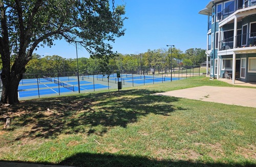 Pottsboro Condo | New to market, Great 2 bedroom condo at Tanglewood resort lake texoma pottsboro