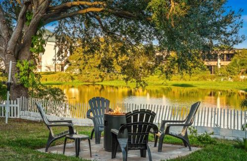 Largo House | NEW Waterfront Heated Pool Dogs Allowed Near Beach Family