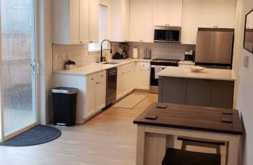 Springfield House | Newly constructed spacious home in Eugene/Springfield near UO and Autzen stadium