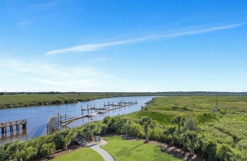 Darien Condo | Newly Listed! Gorgeous River front 3 Bdrm Condo with amazing views in Darien GA.