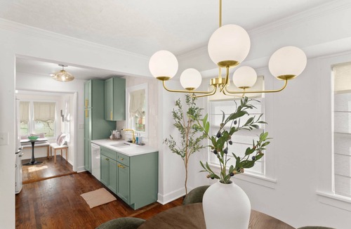 North Kansas City House | Newly Renovated - Sleeps 6 - 5 min to downtown KC