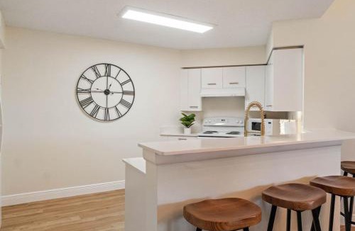 Isla del Sol House | Newly Updated 2 Bedroom Isla Del Sol Vista Verde