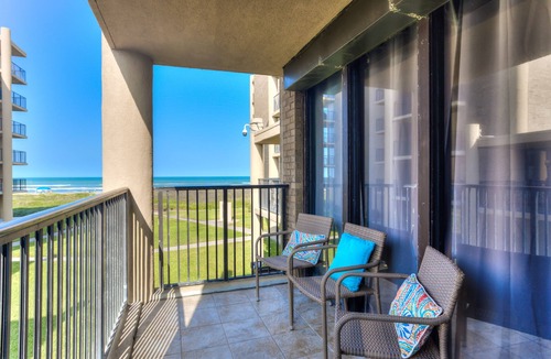 South Padre Island Condo | Next to Waterpark, steps from beach, bonus mini-bunk room, beach gear included