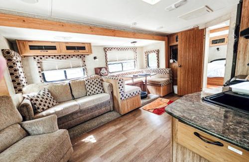 Niceville Other | Nicevilles' Hidden Backyard Camper