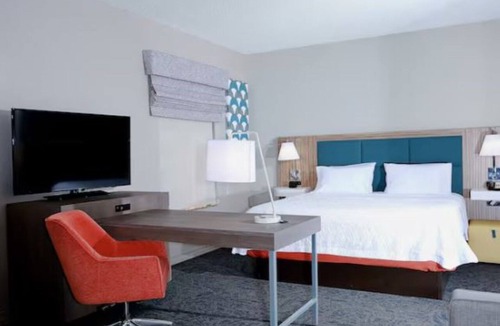 Wesley Chapel Hotel | Nonsmoking King Size Studio w/Breakfast Included