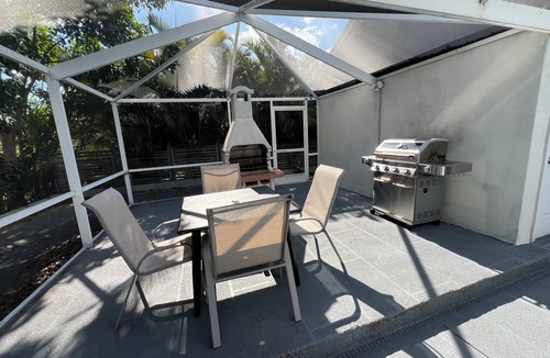 Willoughby Acres House | North Naples getaway w/Heated Pool. Pet friendly!