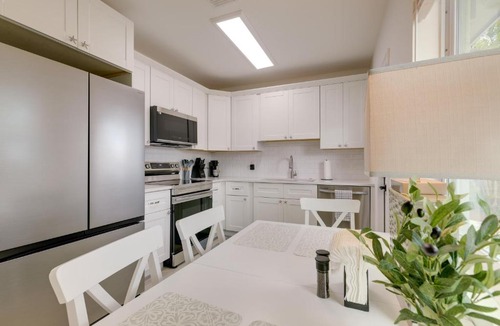 Florida North Atlantic Coast House | North Palm Beach Oasis w/Hot Tub - 2 Mi to Ocean!