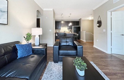 Lutz Apartment | North Tampa Sanctuary Work, Play, Relax & Unwind