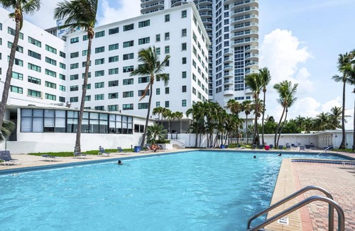 Mid Beach Apartment | Ocean Front Units at Miami Beach