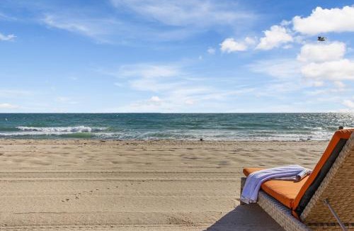 East Fort Lauderdale Resort | Ocean Treasure Beachside Suites