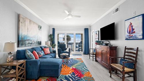 Galveston Apartment | Ocean View Condo w resort amenities