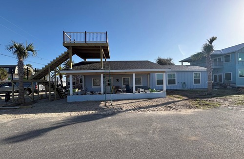 Mexico Beach House | Ocean view house Steps away from gulf and Beach