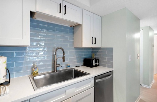 St. Augustine Beach Condo | Ocean Villas 1: 3 bedroom 2 bath ground floor condo with 2 pools (1 heated) and