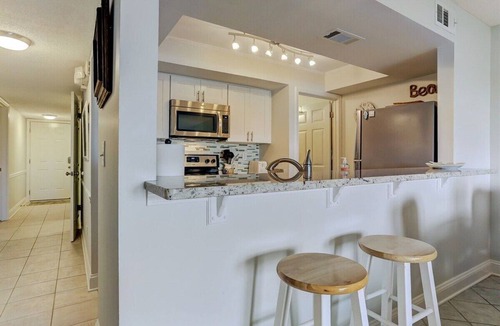 Fernandina Beach Condo | Oceanfront 2BR/2BA condo with pool, balcony, and beach access.