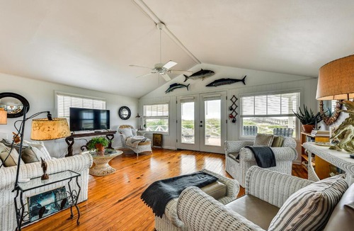 Fernandina Beach House | Oceanfront Amelia Island Cottage: Deck & Boardwalk