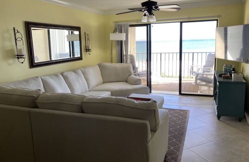Hutchinson Island South Condo | Oceanfront Condo, Newly Renovated, Hutchinson Island Paradise