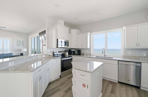 Painters Hill House | Oceanfront Flagler Beach Luxury Home | 4BR/4BA | Balconies, Private Beach Walkover