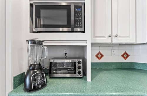 South Ponte Vedra Beach House | Oceanfront | Hot Tub, Putting Green, Fire Pit!