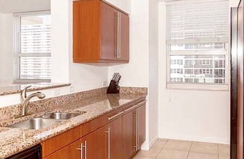 Hallandale Beach Condo | Oceanfront Hollywood Beach Vacation Rental Fully furnished for seasonal stay