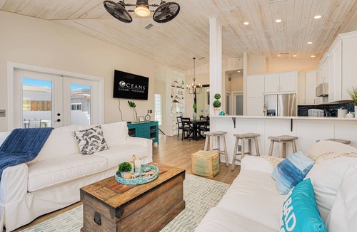 Wilbur-By-The-Sea House | Oceanfront Home-No-Drive Beach-Seaclusion
