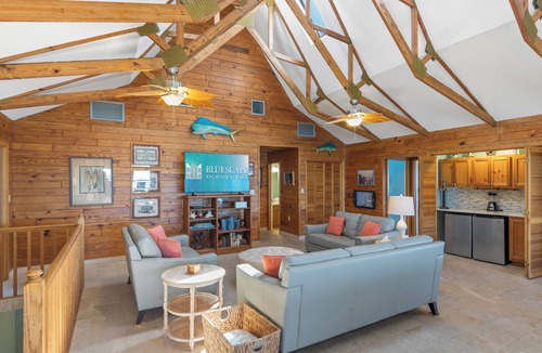 Cutthroat Harbor Estates House | Oceanfront Home w/Dock, Kayak & Beach Area