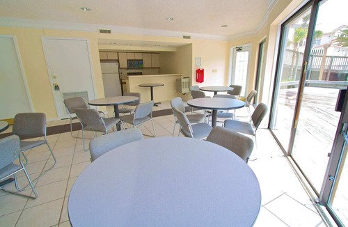 Butler Beach Condo | Oceanfront Luxury: Scenic St. Augustine