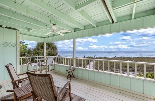 Englewood Condo | Oceanfront, On The Beach, Dog Friendly Condo with Panoramic Views of the Gulf!