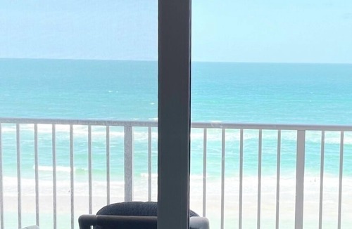 Ponce Inlet Condo | Oceanfront Ponce Inlet FL, Top-floor 2/2, Remodeled with higher kitchen ceiling
