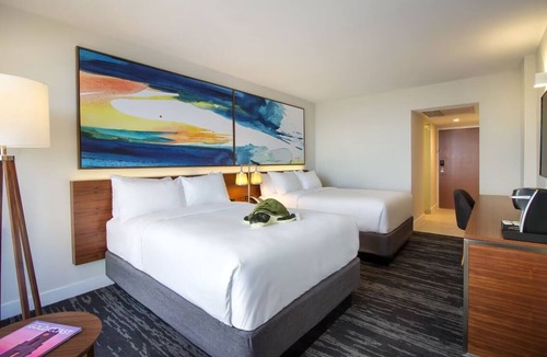 Central Beach Hotel | Oceanfront Property | Outdoor Pool } Direct Beach Access | Parking Available