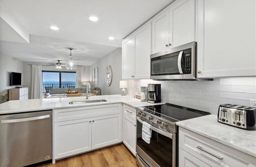 Fernandina Beach Condo | Oceanfront Turtle Dunes 5th Floor RENOVATED - Private Balcony - Beach & Pool!