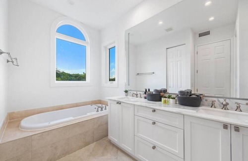 North Beach Villa | Oceanfront villa, steps to beach, rooftop views!