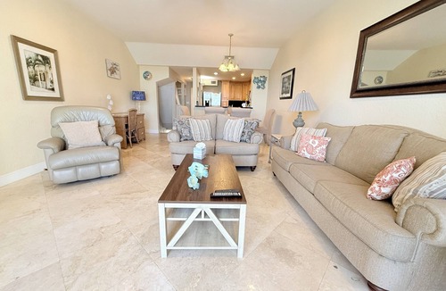 Rock Harbor Villa | Oceanview Pool View Indoor/Outdoor Pickleball