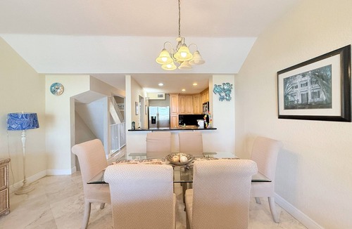 Rock Harbor Villa | Oceanview Pool View Indoor/Outdoor Pickleball
