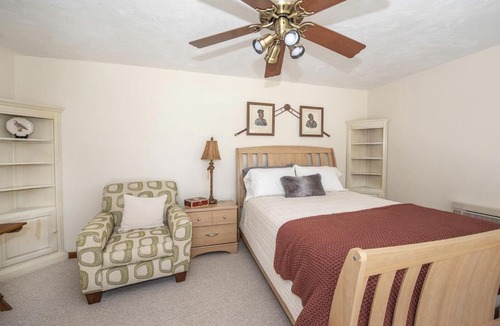 Sopchoppy House | Ochlockonee River Cottage with Scenic Island Vista in Wakulla County, FL