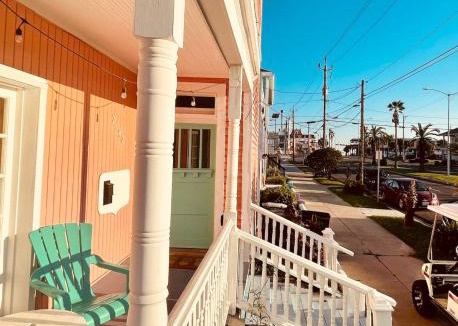 Galveston Apartment | Octopus Suite