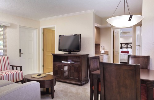 Pompano Beach Resort | OFFICIAL LISTING | Wyndham - Sea Gardens 1 BR w/Pool, Beach, Attractions!
