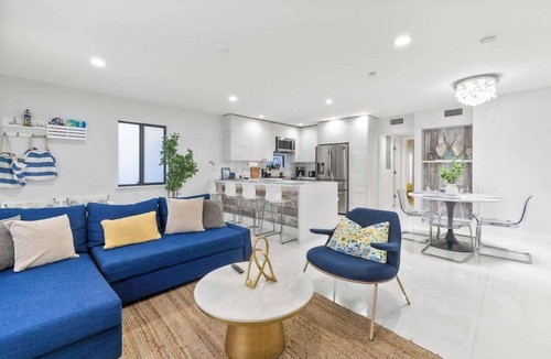 Hollywood House | Oia Villa + Beachfront Retreat + minutes from FLL + 2026 WORL CUP