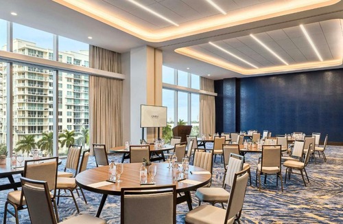 17th Street Causeway Hotel | Omni Fort Lauderdale Hotel