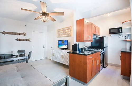 South of Fifth Condo | On Beach, 3rd/Ocean, Pool, SOFI