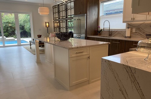 Birch Park Finger Streets House | Only steps to the Sand! 10% off for 7 or more nights! Heated Pool!