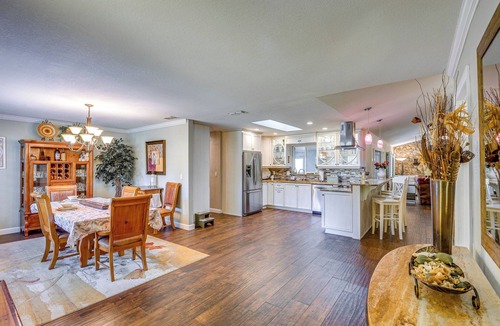 Ormond Beach House | Ormond Beach Retreat w/Private Pool & Grill!